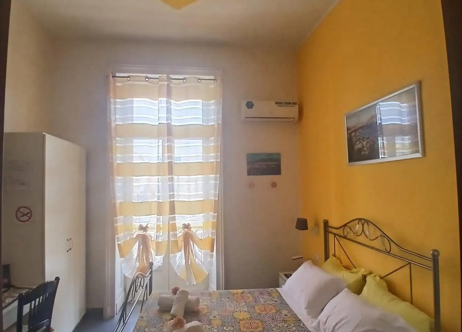 Ale Naples Holiday